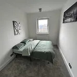 4 Bedroom Flat In Watford